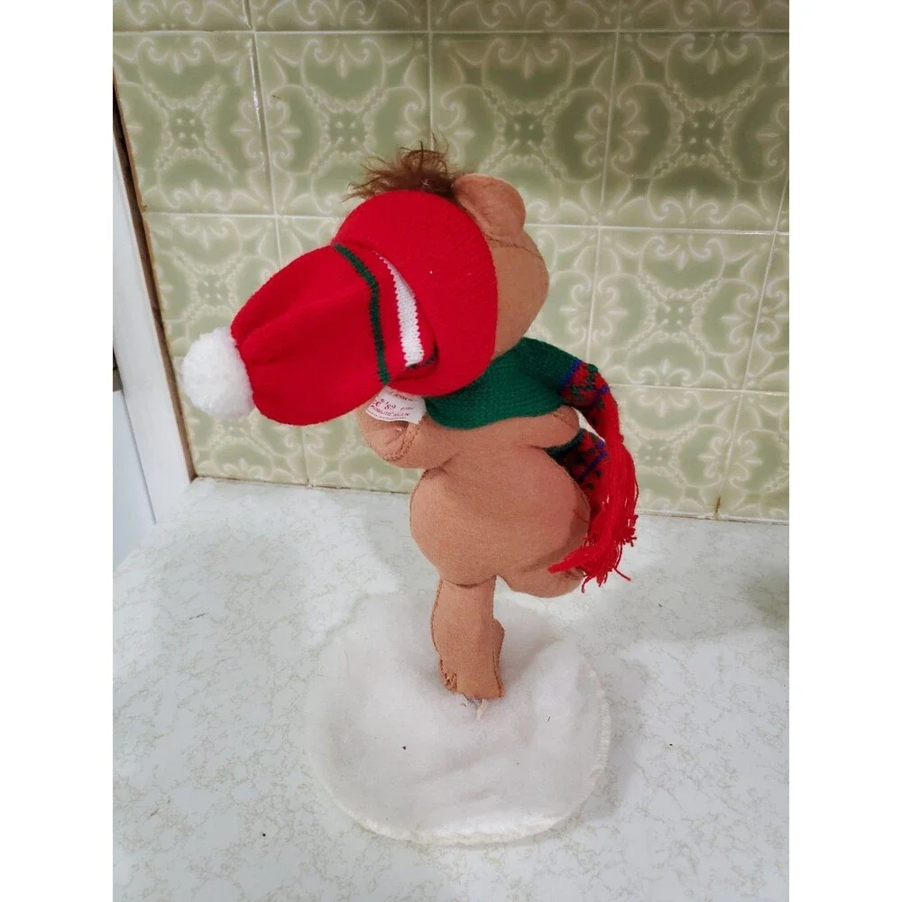 Annalee Mobilitee 1984 Brown Bear w/ Snowball Red Striped Hat Green Scarf 11